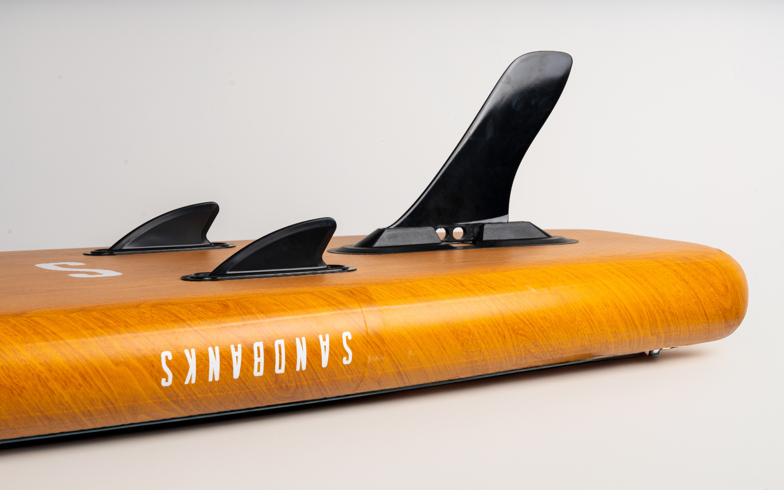 Sandbanks Style Pro Tofino 10'6'' x 32'' x 4.75'' iSUP paddleboard package