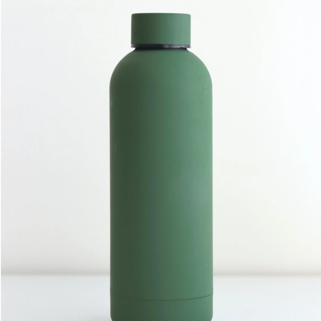 Mens Water Bottles and Hydration