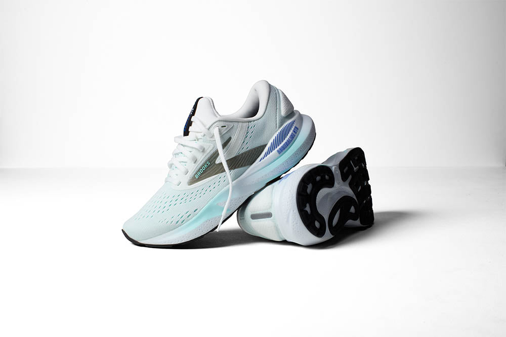 Brooks Adrenaline GTS 24 Womens Running Shoes - White/Limpet Shell