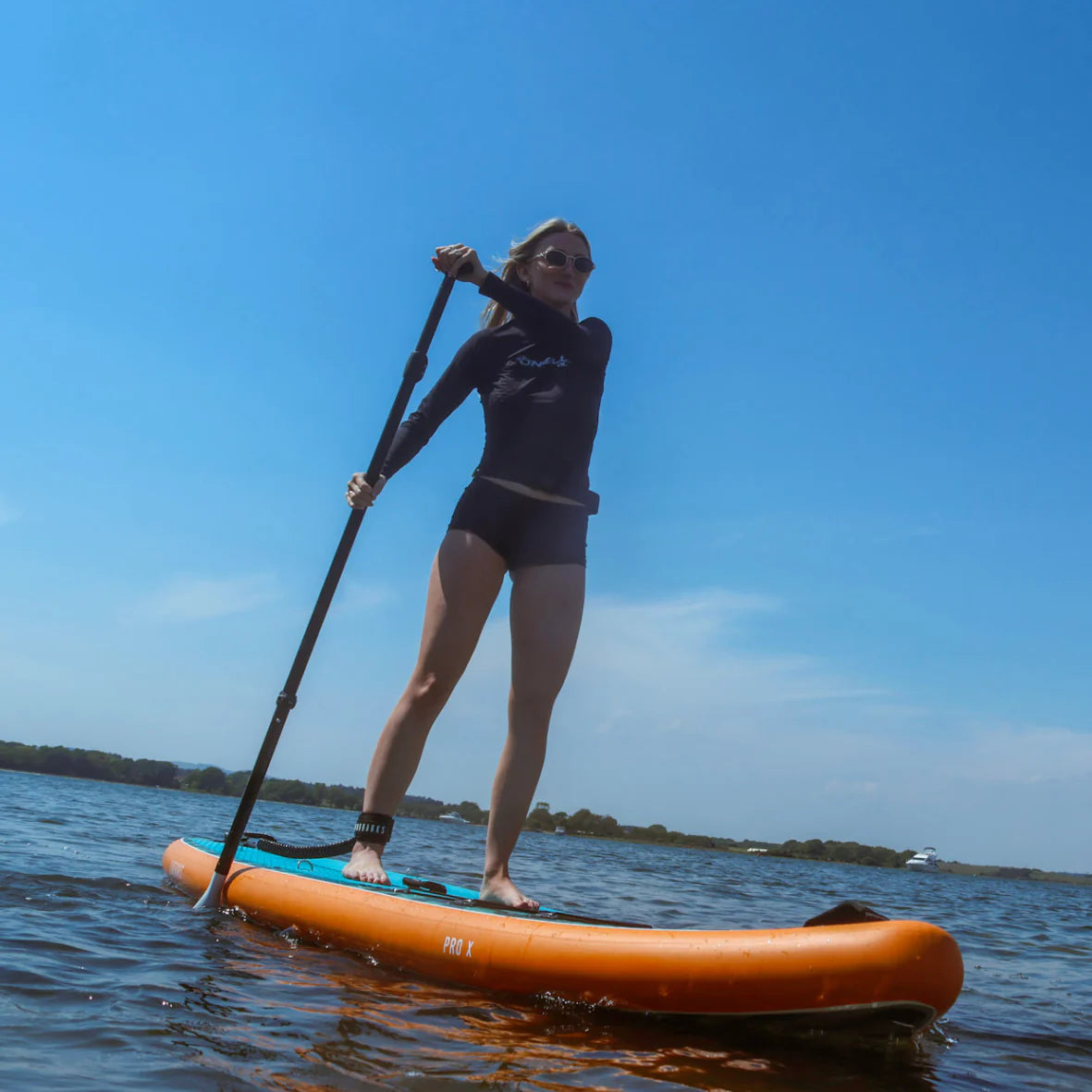 Sandbanks Style Pro-X 10'6'' x 32'' x 4.75'' iSUP Paddleboard package Byron