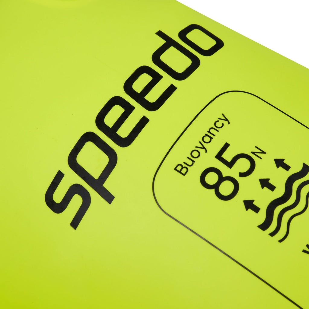 Speedo buoyancy aid with '85N' label on a green background